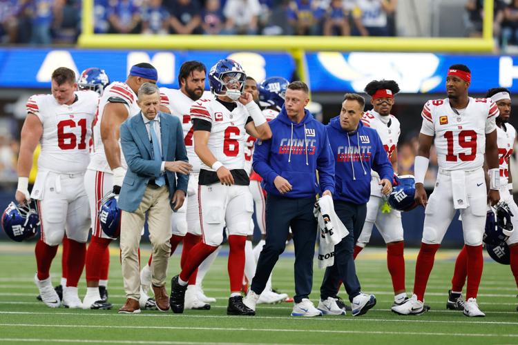 Giants Rams Football