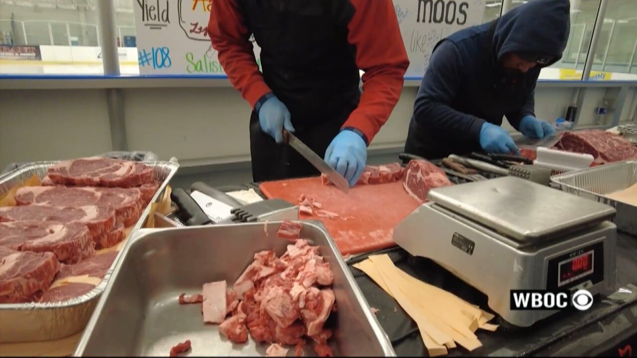 Texas Roadhouse butchers compete in regional meat cutting content