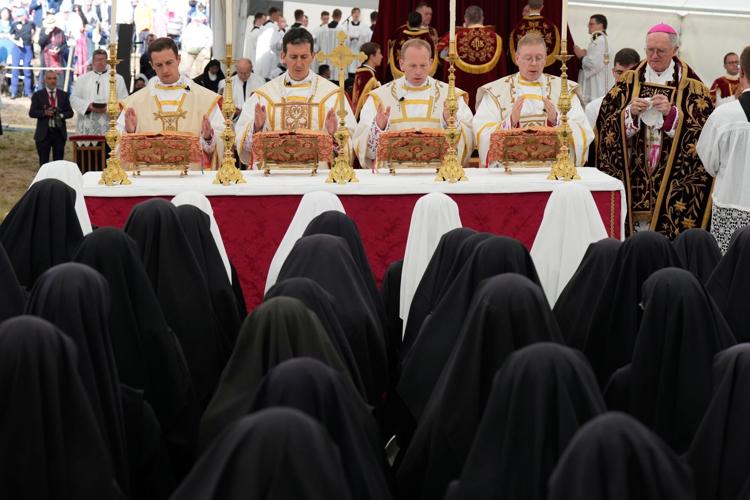 APTOPIX Switzerland Vatican Defiant Traditionalists