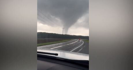 tornado 0630_2.JPG