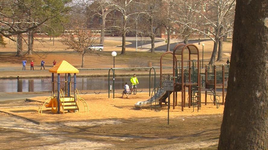 People Take Advantage of Mild Weather Ahead of  Snow Storm