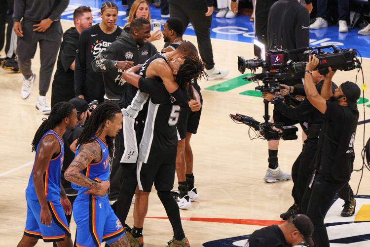 APTOPIX Spurs Thunder Basketball