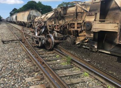 Updated: Train Cars Carrying Soybeans Derail in Seaford