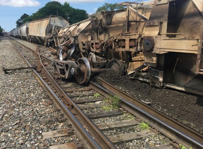 Updated: Train Cars Carrying Soybeans Derail in Seaford