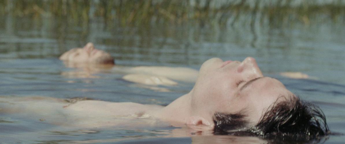 Movie Review – Esteros