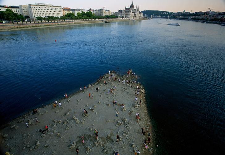 Extreme heat and drought take a toll around the world, in photos