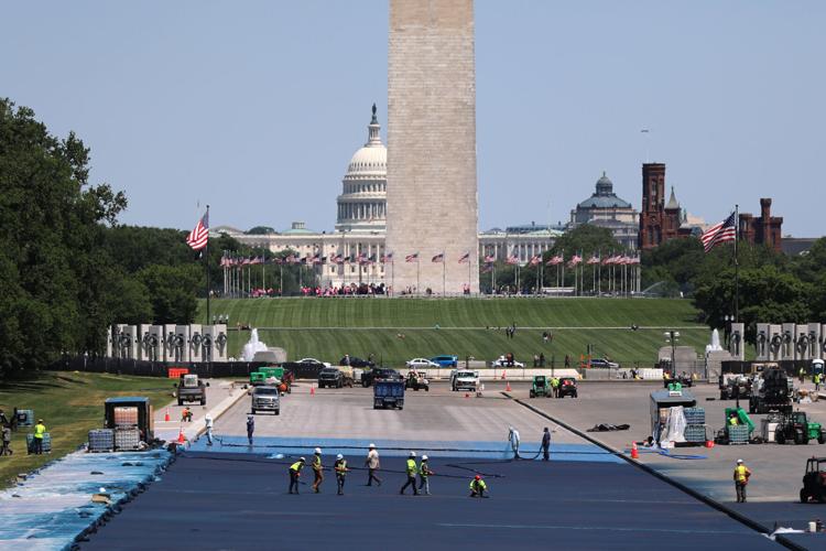 APTOPIX Lincoln Memorial Reflecting Pool