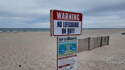 No Lifeguard on Duty Sign