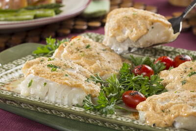 Sour-Cream-Crowned-Fish-Fillets_ArticleImage-CategoryPage_ID-1207237
