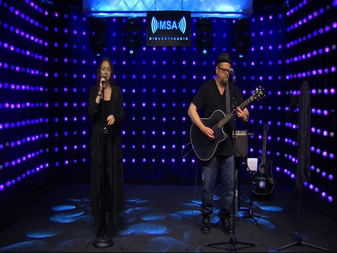 DVL1264EE.mxf_.00_17_00_27.Still001