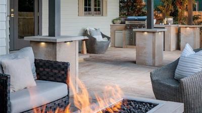 How to Design an Outdoor Living Space You'll Use Year Round
