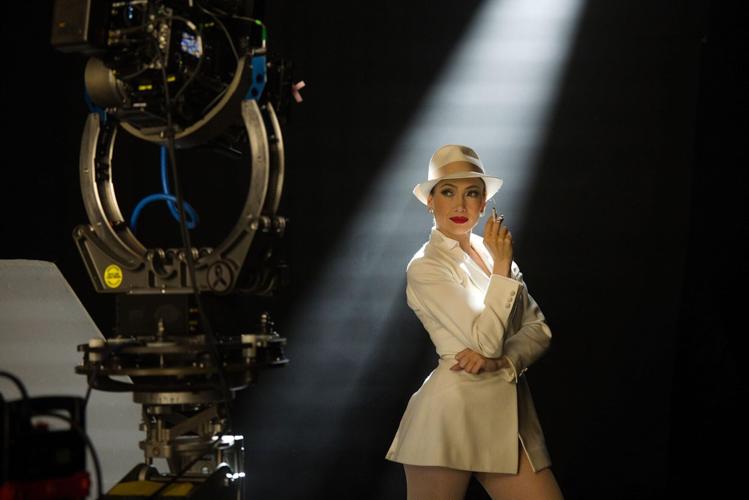 Kiss of the Spider Woman4