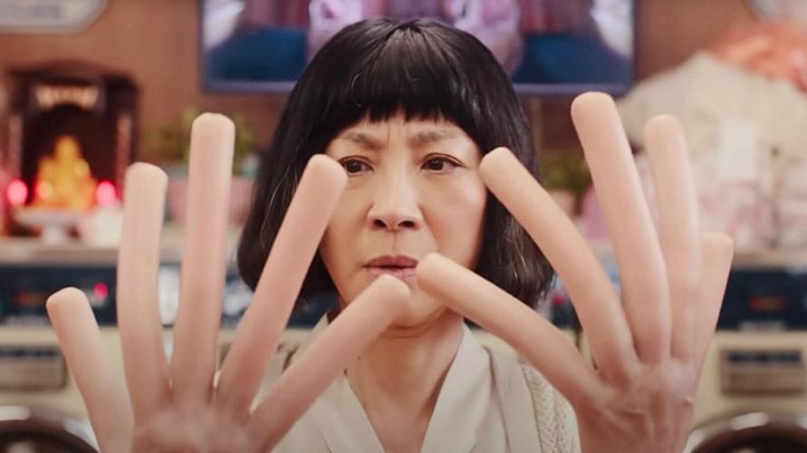 Movie Review – Everything Everywhere All At Once