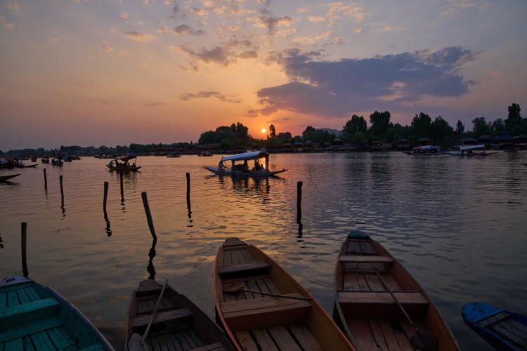 Climate Kashmir Lakes