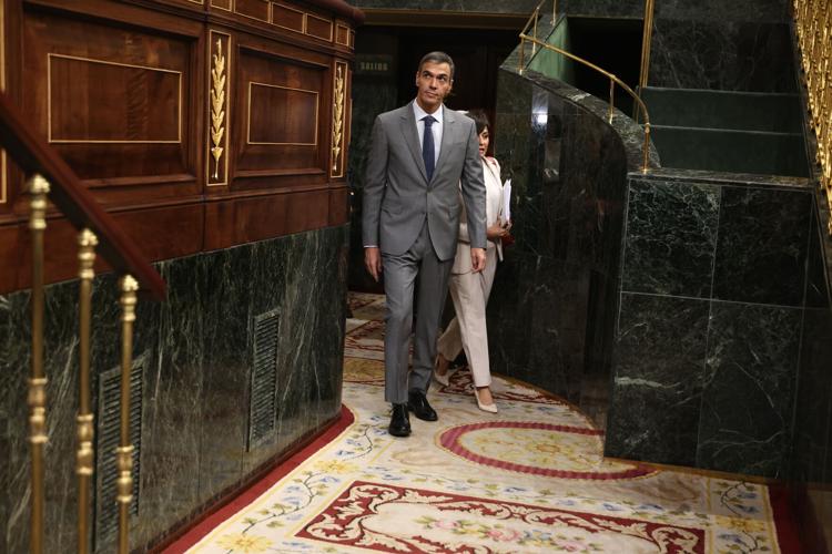 Spain Parliament Housing