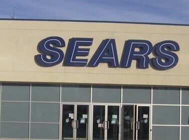 Sears To Close Stores Across Nation