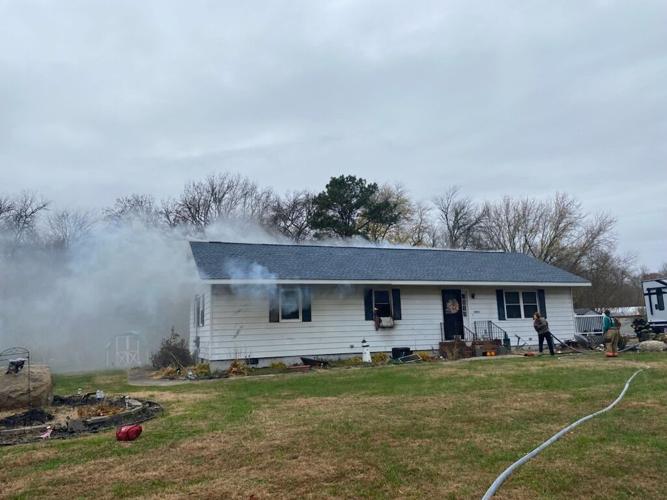 One Injured in Berlin House Fire