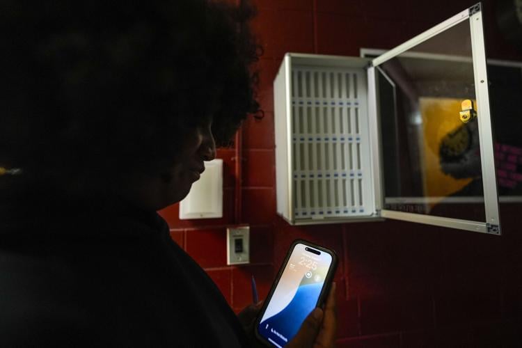 Cellphones in Schools
