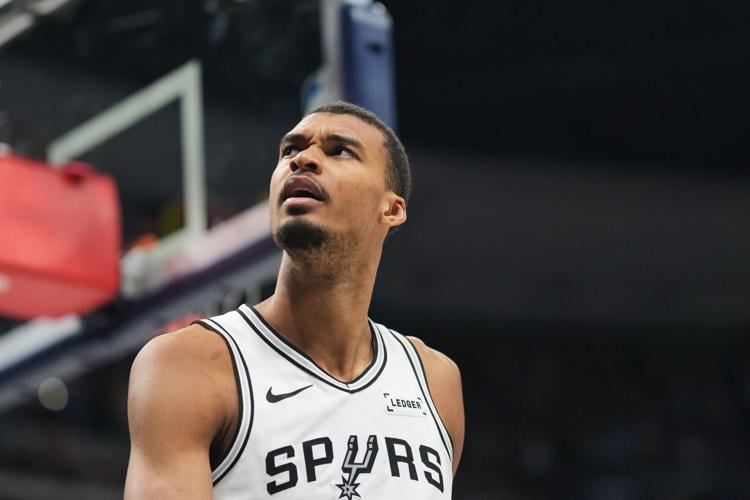 Spurs Nuggets Basketball