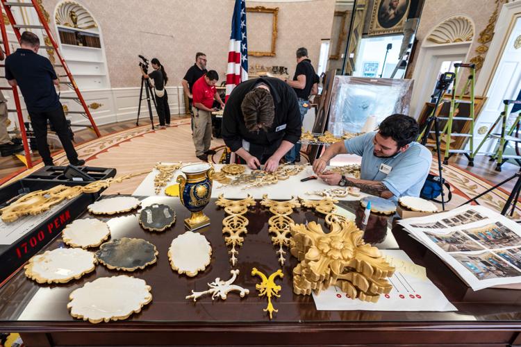 Trump Oval Office Replica