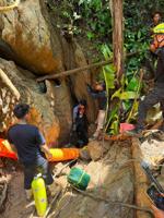 Search continues for 7 villagers trapped in a flooded cave in Laos