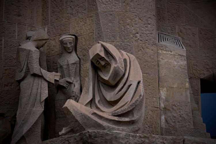 Sagrada Familia Pope Insider Tour