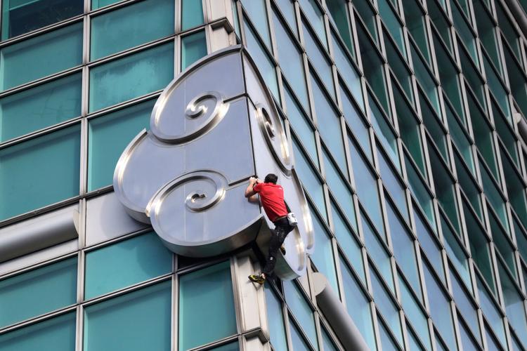 Taiwan Alex Honnold Taipei 101
