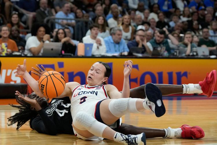 NCAA South Carolina UConn Basketball