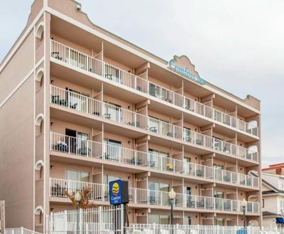 OC Hotel Ordered to Pay Fine for Illegally Removing Bird Nests
