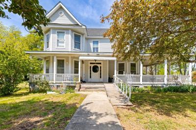 Bidding Set to Close on 6BR/2.5BA Victorian Style Home on .44± Acre Lot  in Victoria VA  Announces Nicholls Auction Mktg