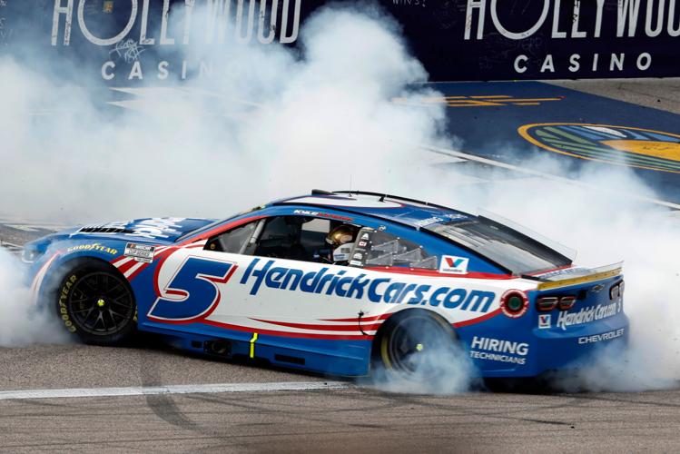 NASCAR Kansas Auto Racing