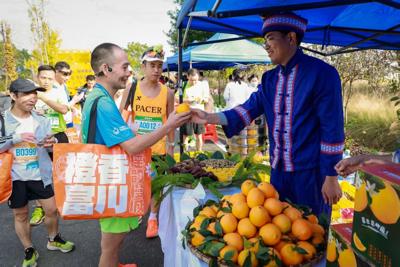 Xinhua Silk Road: Small navel oranges become big lever to boost ethnic county economy in Guangxi