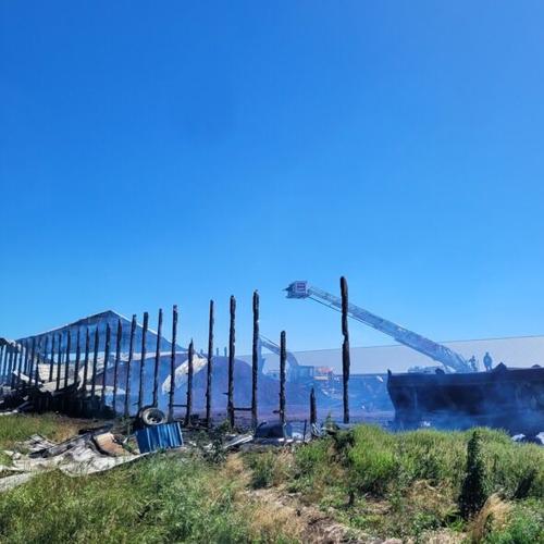 Manure combustion burns down Ridgely farm storage building