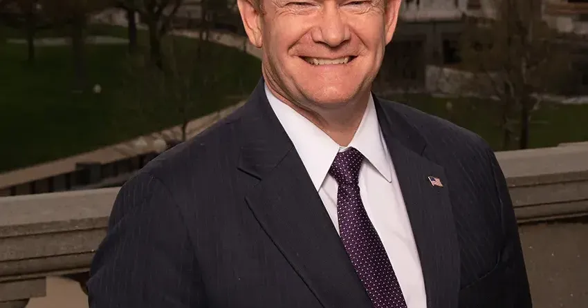 Delaware Senator Chris Coons wins primary against three Democratic challengers