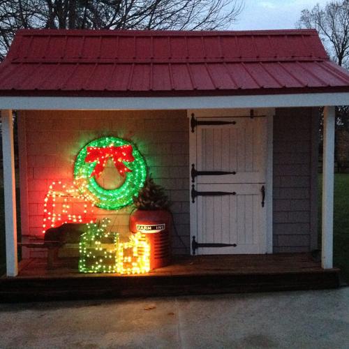 Jeannie and Bob Walls' outdoor display in Magnolia, Del.