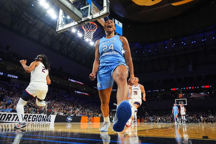 APTOPIX NCAA North Carolina UConn Basketball