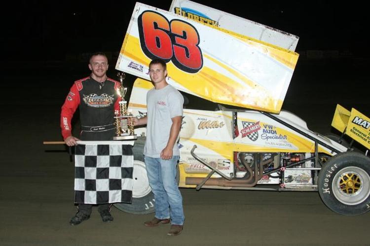 URC SPRINTS WINNER JOSH WELLER