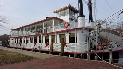Black Eyed Susan Riverboat