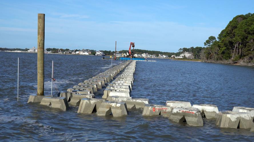 Erosion project Thompson Island