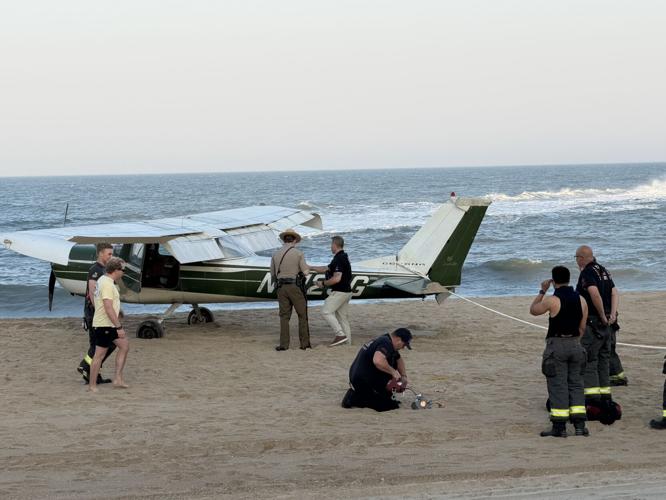 oc plane emergency landing close