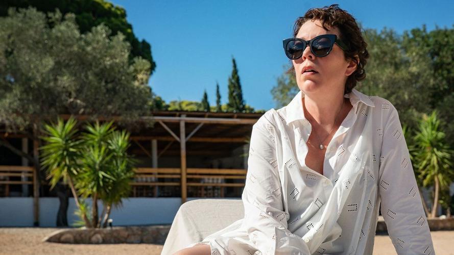 Movie Review – The Lost Daughter (2021)