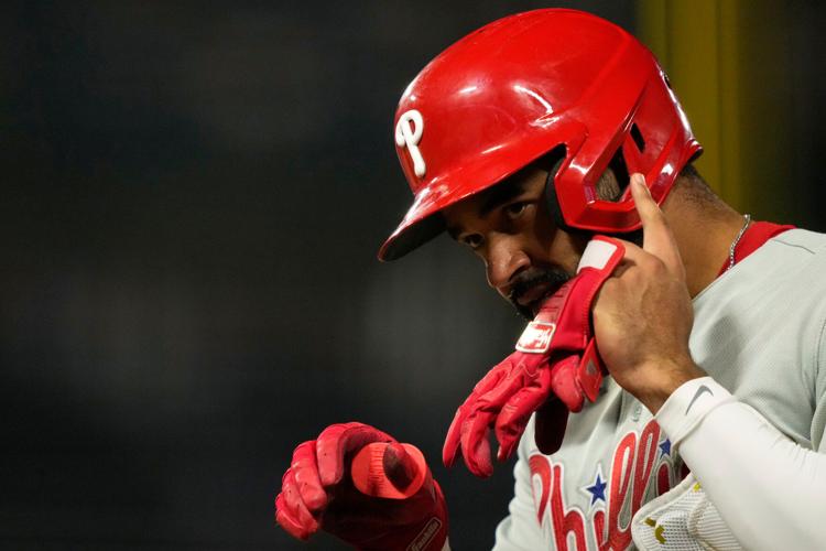 Phillies Angels Baseball