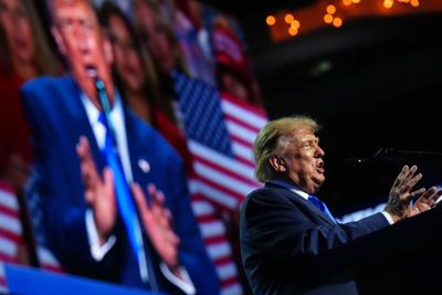 Trump takes center stage at Republicans’ first midterm convention