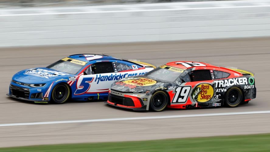 NASCAR Kansas Auto Racing