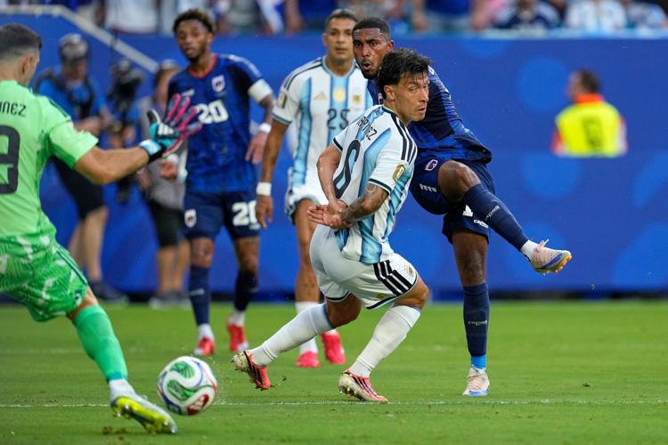 APTOPIX Cape Verde Argentina WCup Soccer