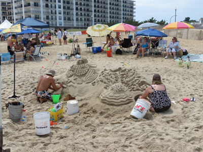 36th Annual Sandcastle Contest (Photo: Beach-fun.com)