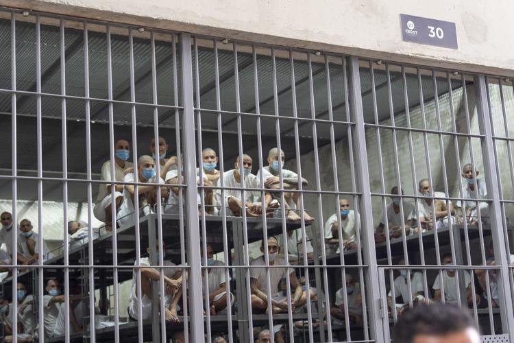 El Salvador US Prisoners