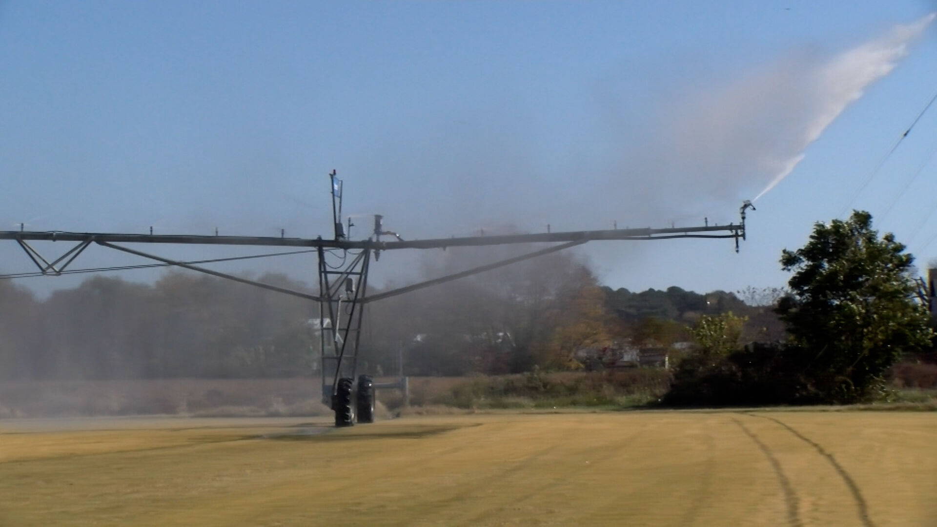 Condition Overload Farm Irrigation Overload: Farmers Exhaust Resources Amidst Severely Dry ...