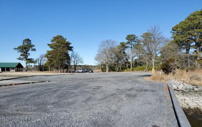 Mulberry Landing Boat Ramp parking lot