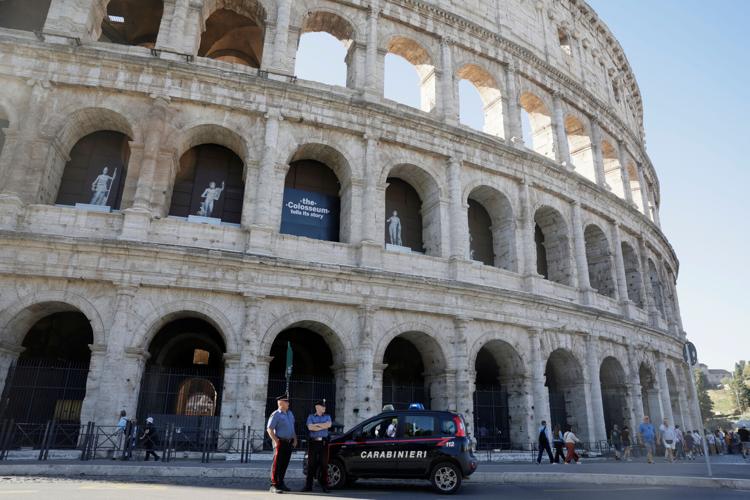Italy Colosseum Death